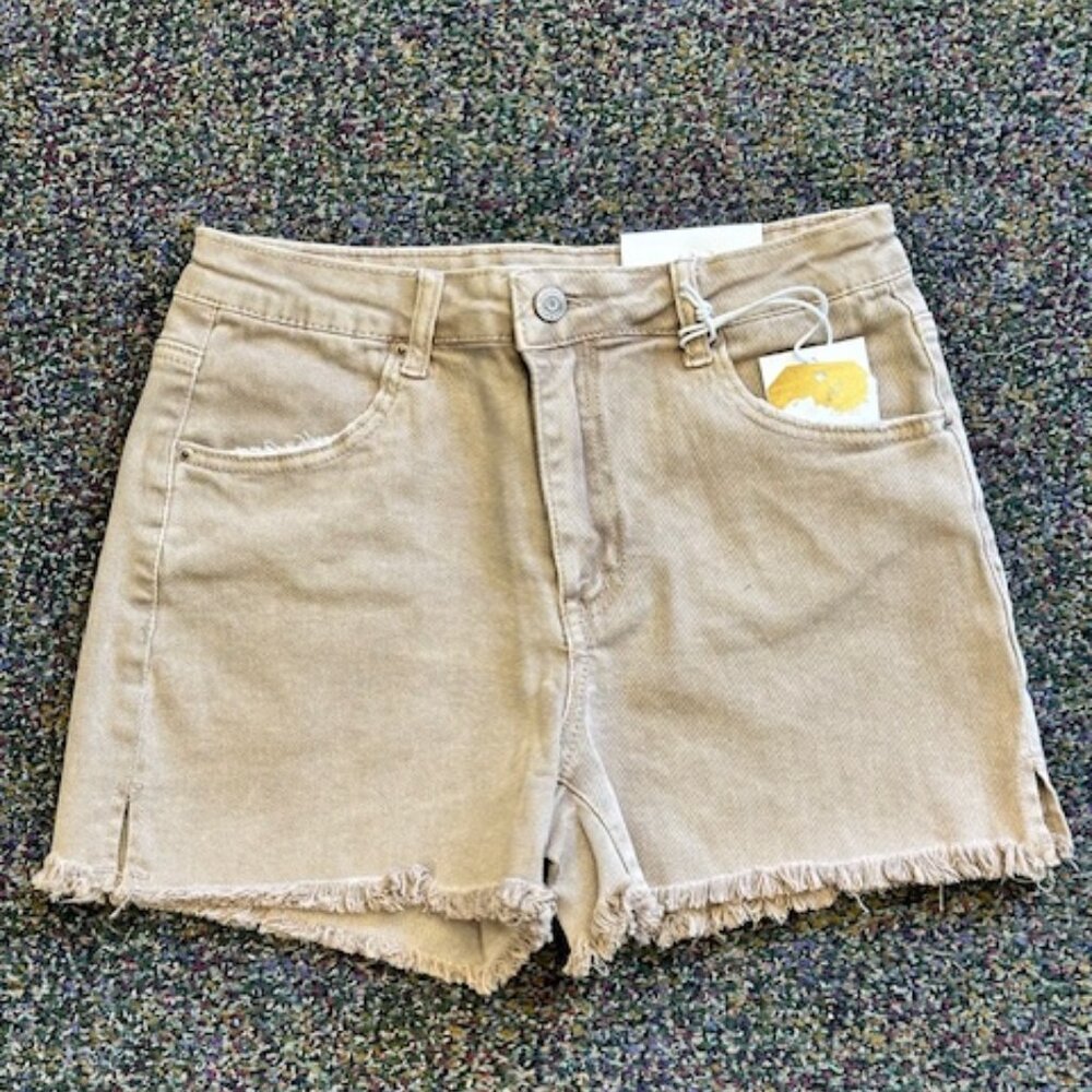 NWT Boutique Zenana Ash Mocha Acid Washed Mocha Frayed Cutoff Hem Shorts